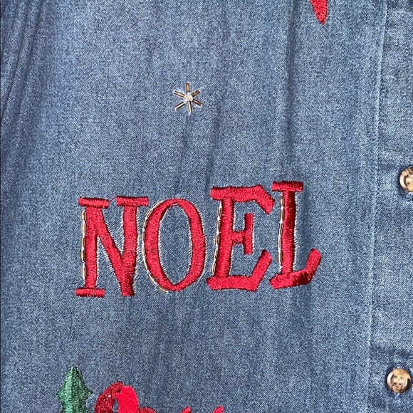 Vintage Jean Shirt • Denim Button-Up Shirt with Holiday Embroidery • Christmas - Picture 5 of 11